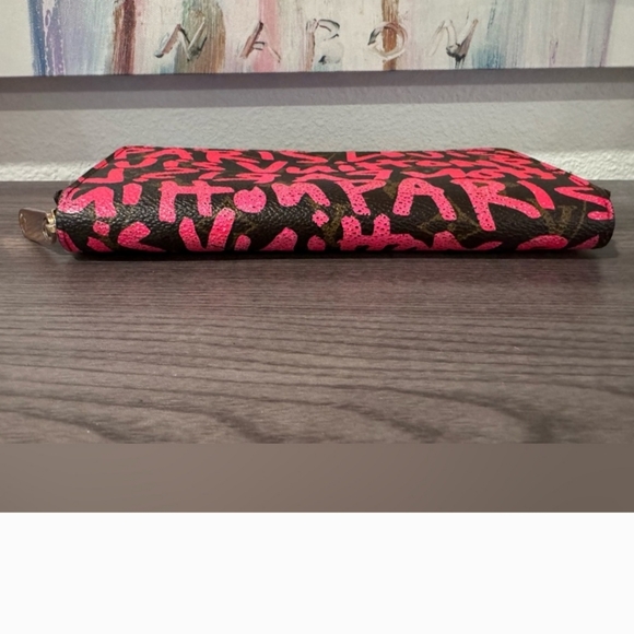 Louis Vuitton Sprouse Pink Monogram Graffiti Zippy Wallet Long Zip - Picture 2 of 13